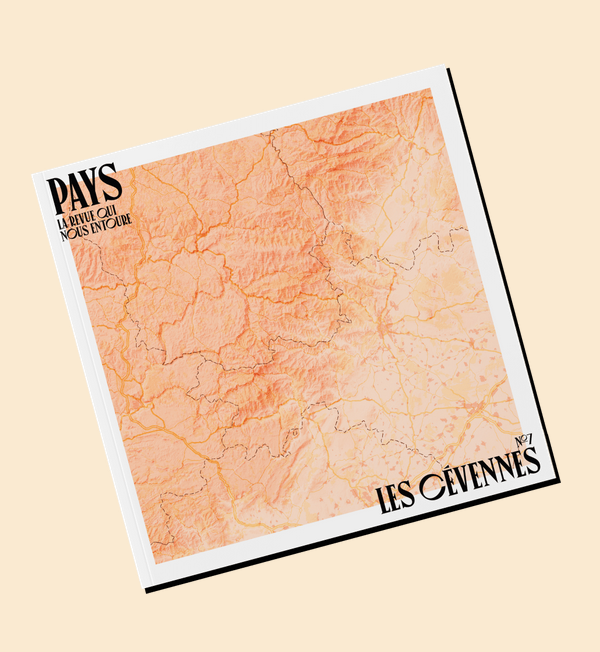 Pays, la revue qui nous entoure